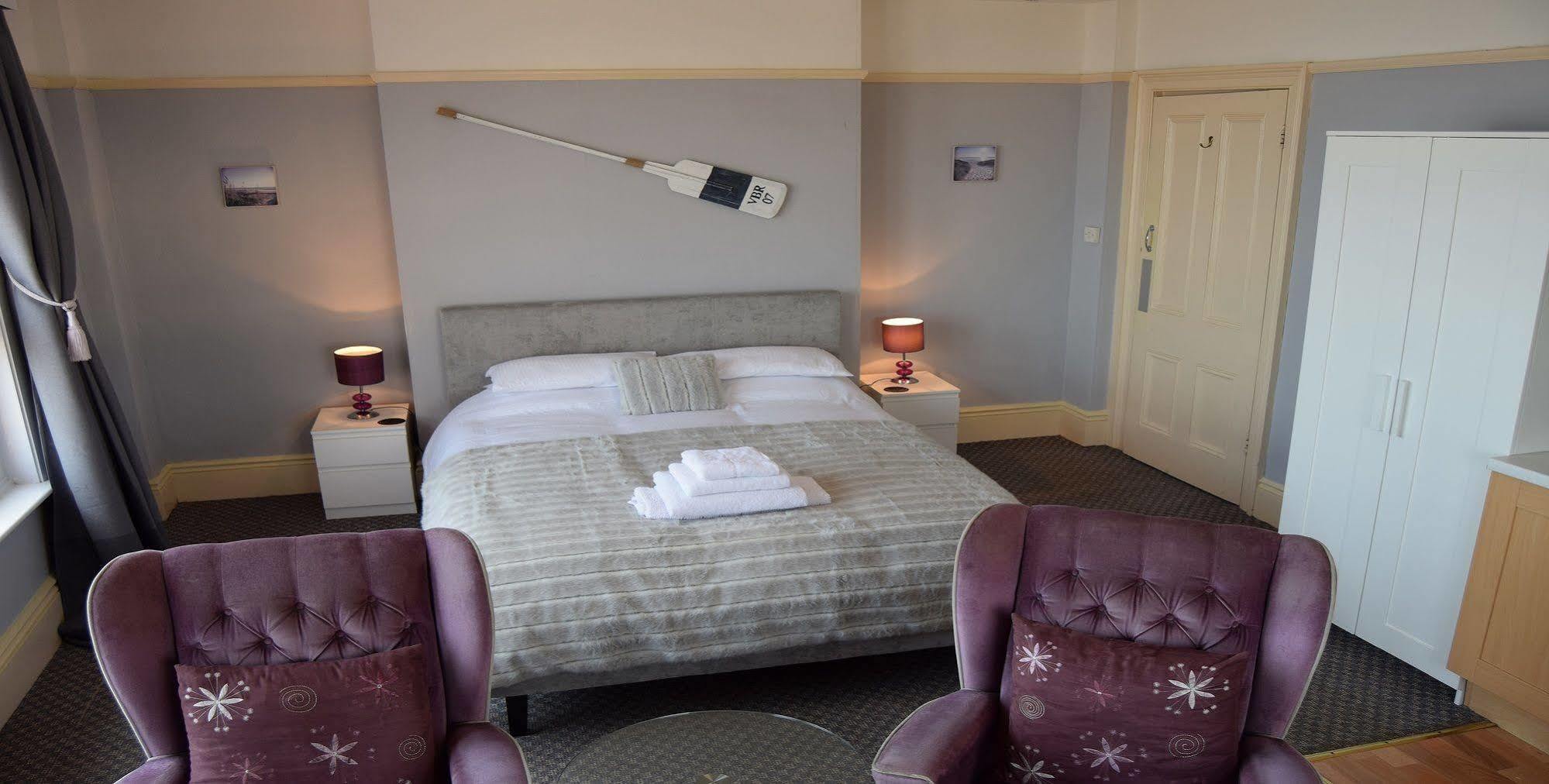Bed and Breakfast The Blenheim Долиш Экстерьер фото